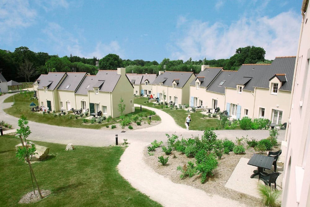 Photo of Others in Le Tronchet