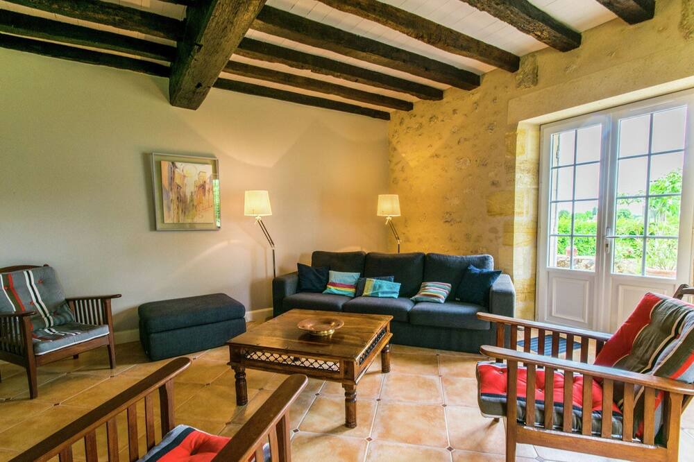 Photo of Livingroom in Saint-Cibard