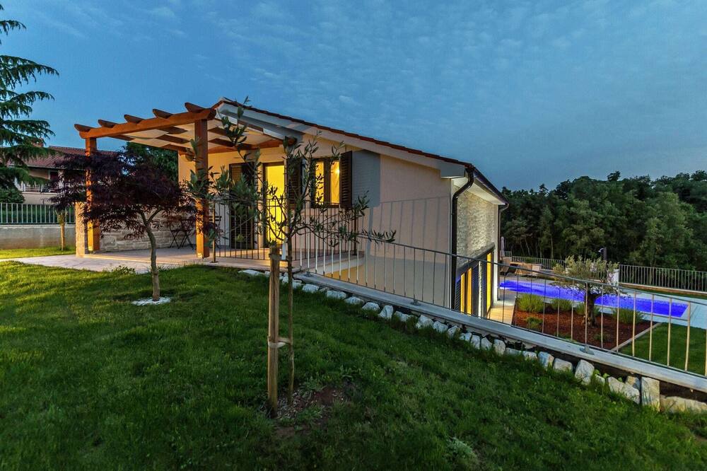 Photo of Outdoor in Jakovici