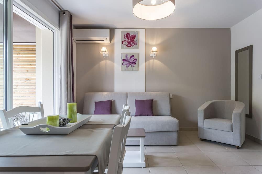 Photo of Livingroom in Vers-Pont-du-Gard