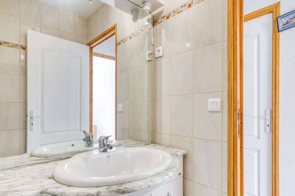 Photo of Bathroom in Loubejac