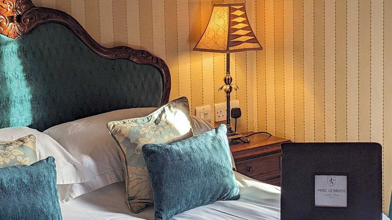 Photo of Bedroom in Crynant