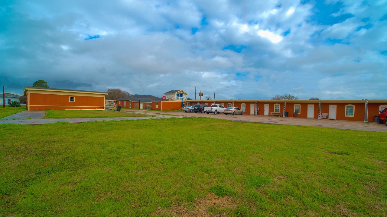 Photo of Outdoor in Edna