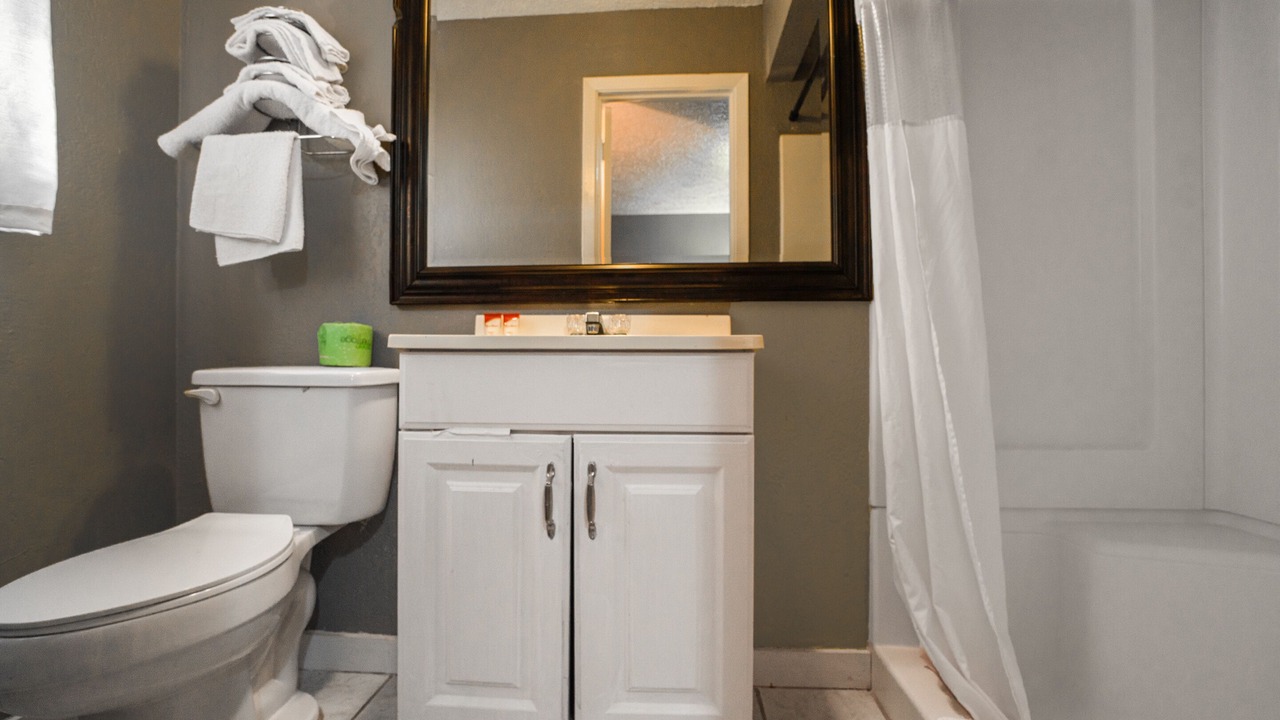 Photo of Bathroom in Edna