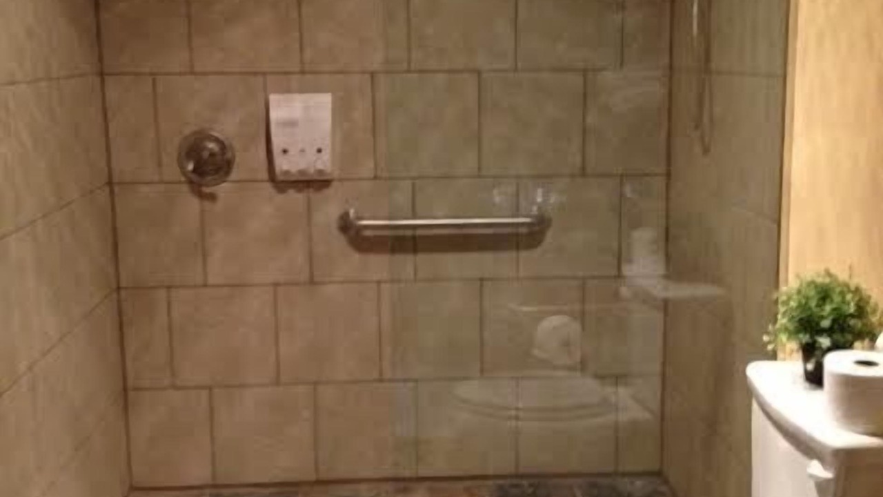 Photo of Bathroom in Seymour