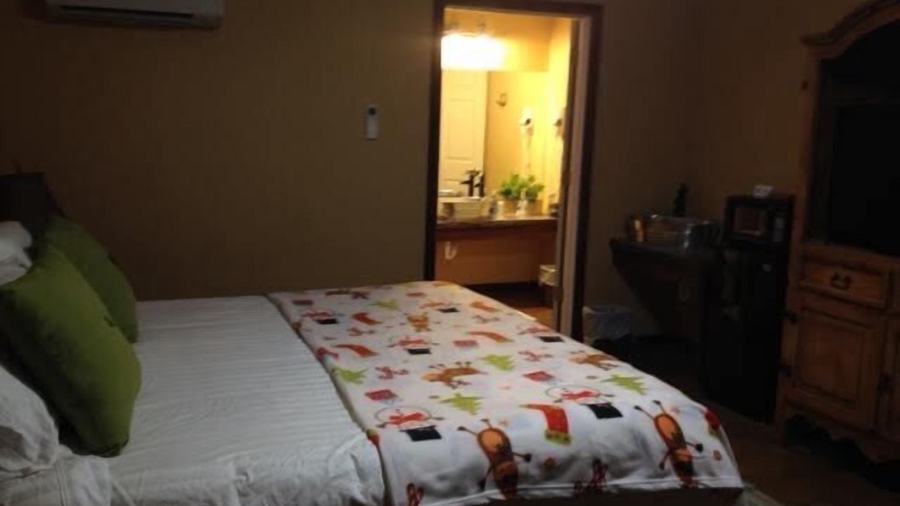 Photo of Bathroom in Seymour