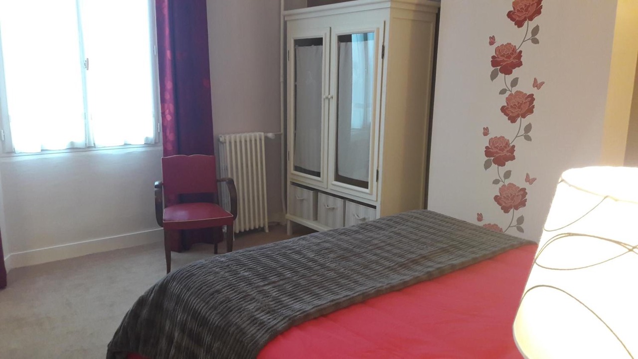 Photo of Bedroom in Illiers-Combray