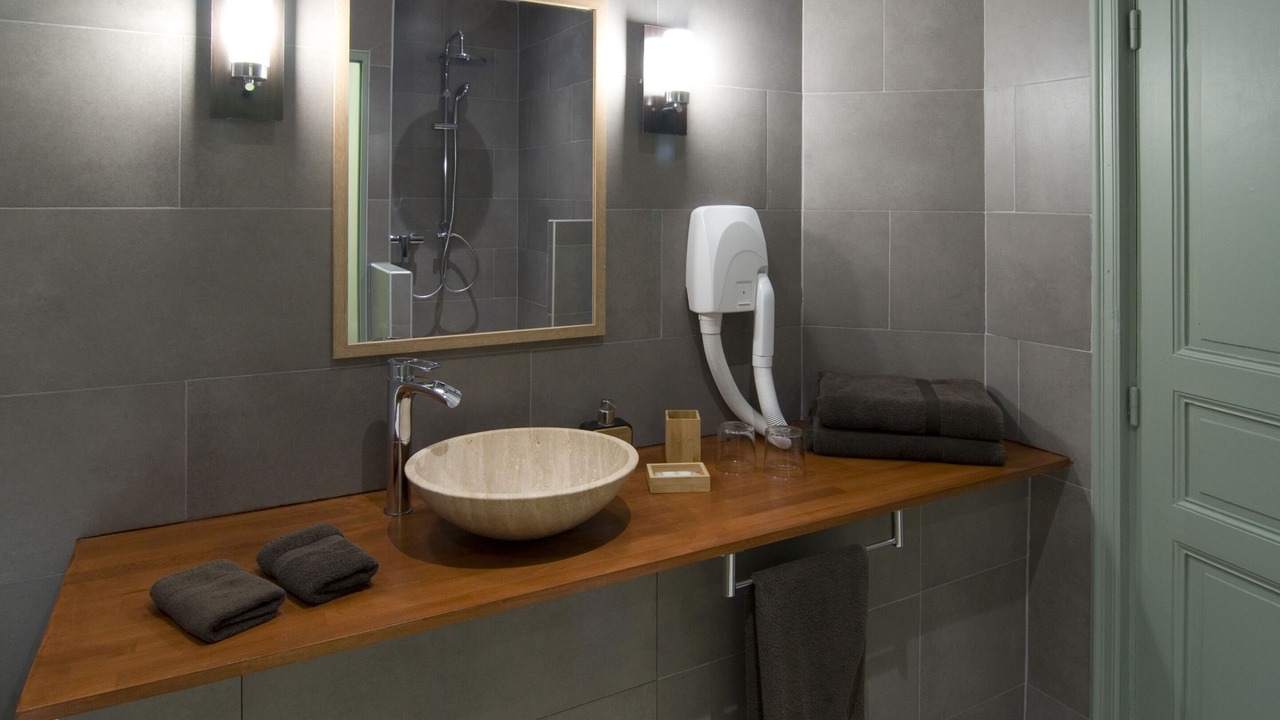 Photo of Bathroom in Montolieu