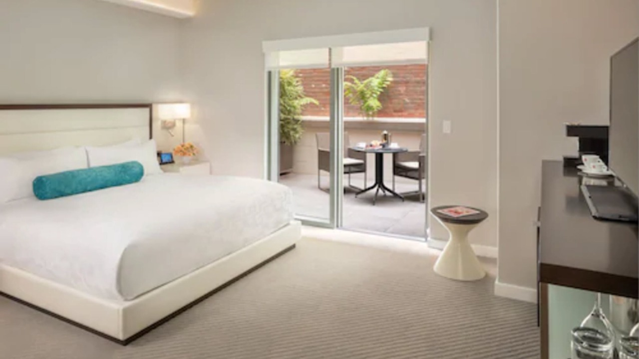 Photo of Bedroom in China Basin