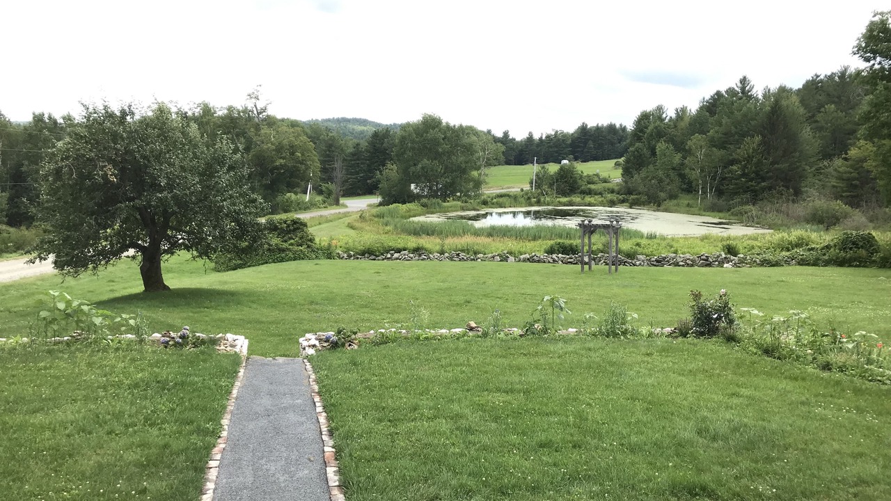 Photo of Bedroom in Williamsville