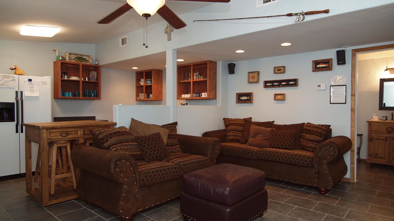 Photo of Livingroom in Leeward Sands