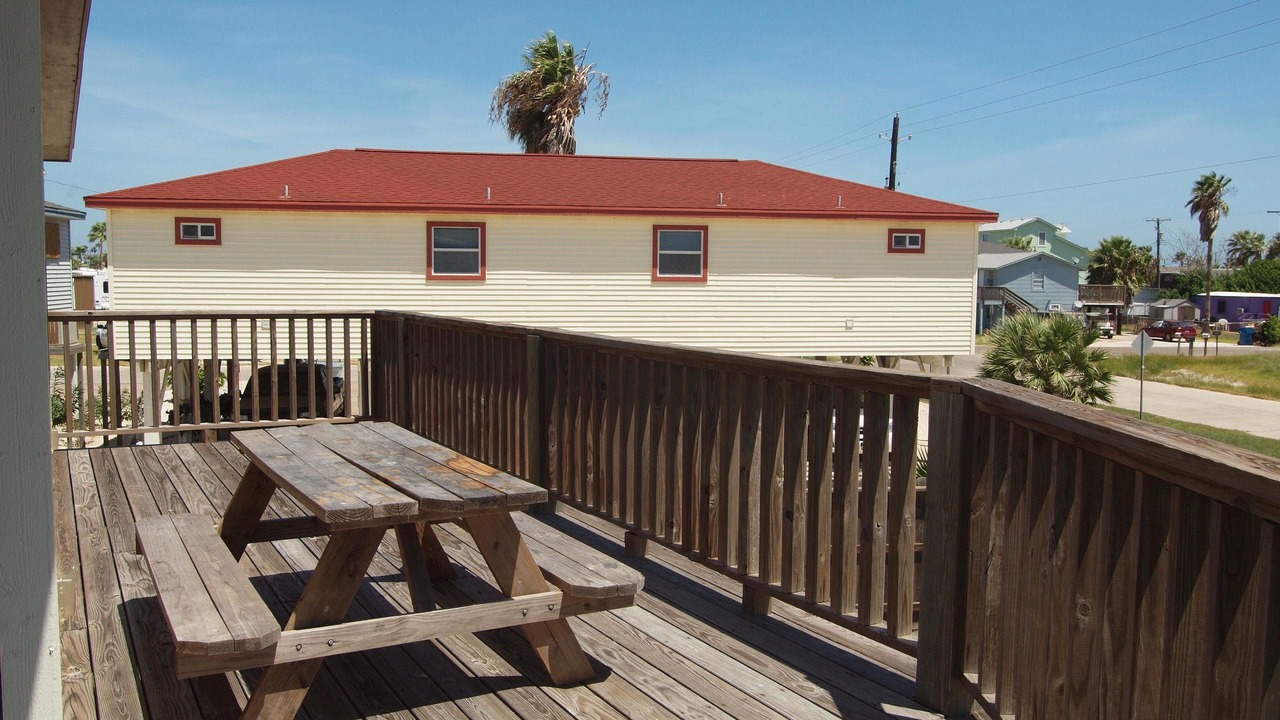 Photo of Others in Leeward Sands
