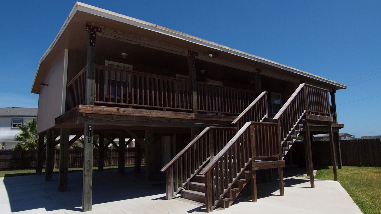 Photo of Outdoor in Leeward Sands