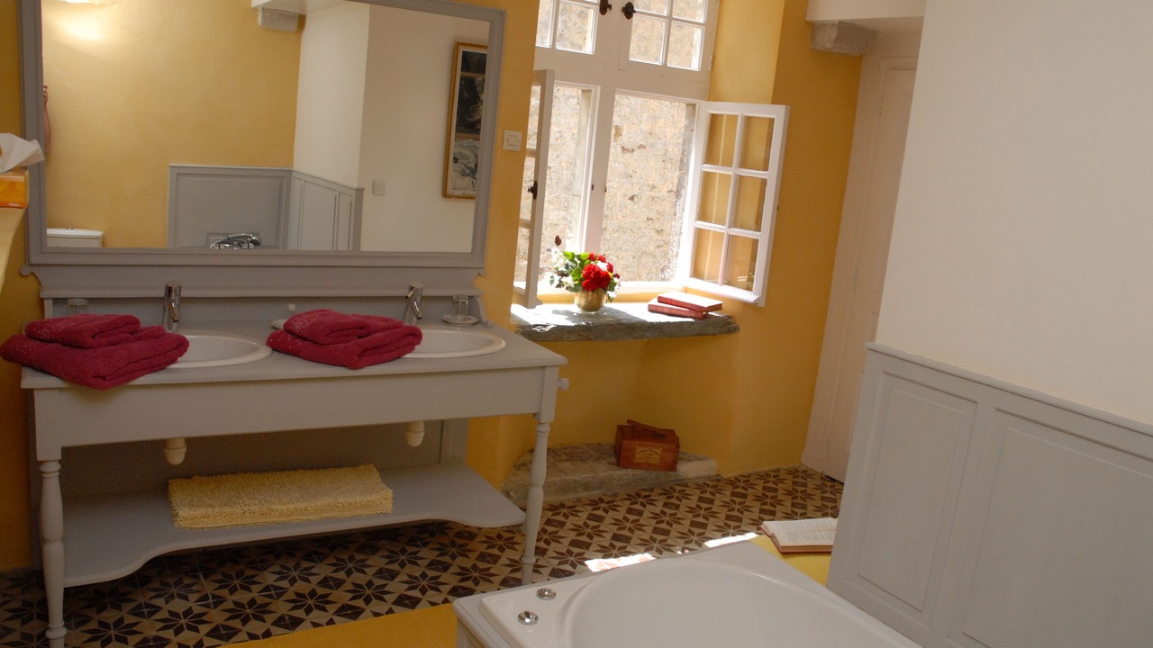 Photo of Bathroom in Flottemanville