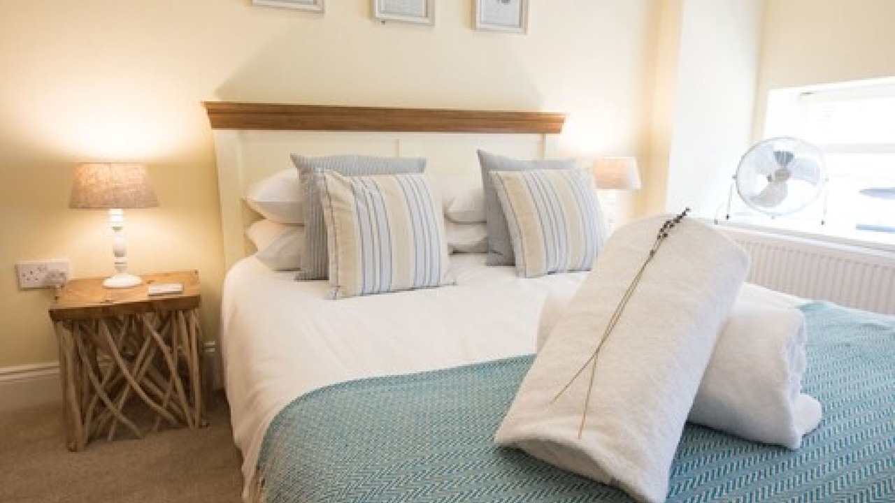 Photo of Bedroom in Broadway