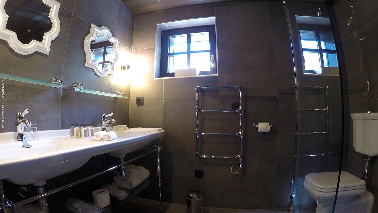 Photo of Bathroom in Les Praz-de-Chamonix