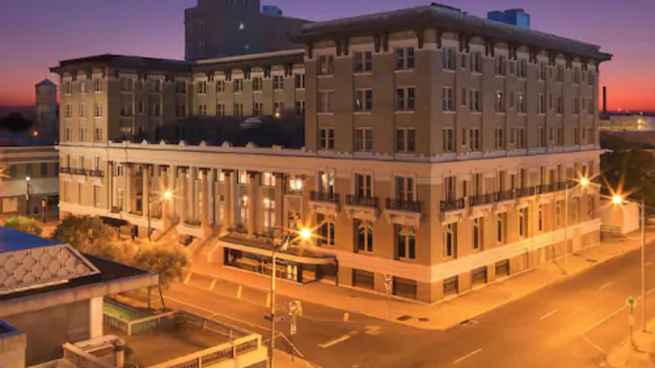 Photo of Outdoor in Alexandria