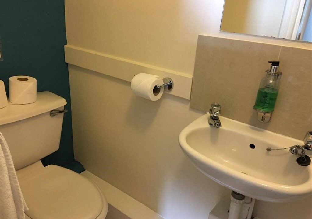 Photo of Bathroom in Ealing