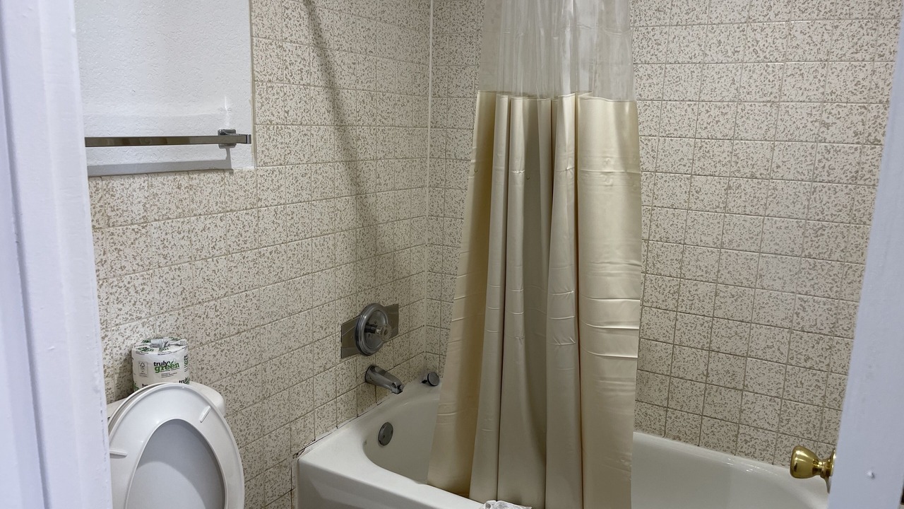 Photo of Bathroom in Palmdale