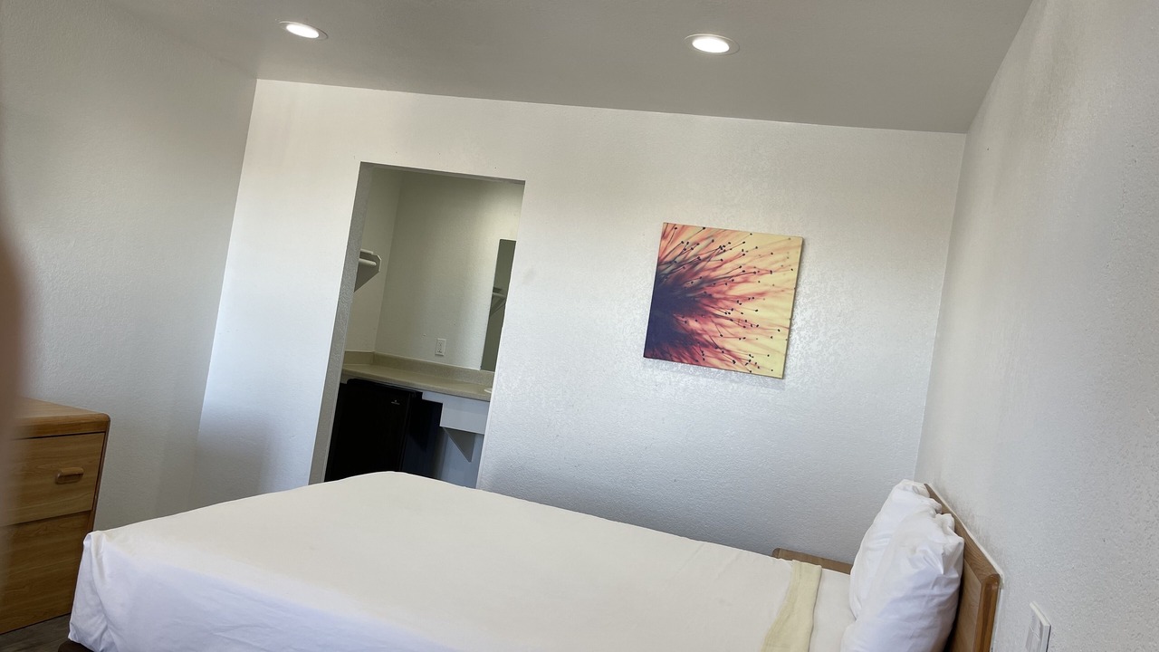 Photo of Bedroom in Palmdale