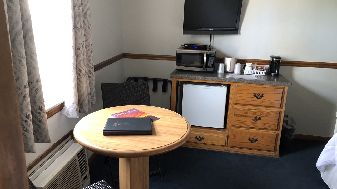 Photo of Bedroom in Avalon