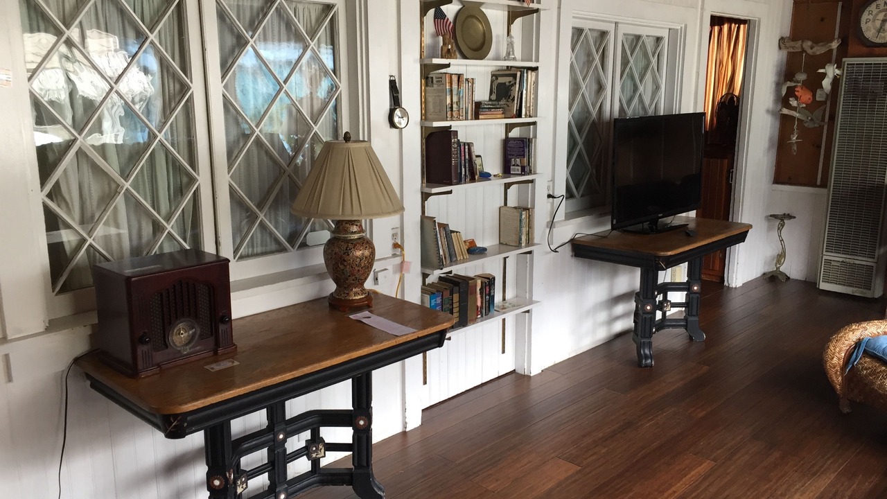 Photo of Bedroom in Avalon