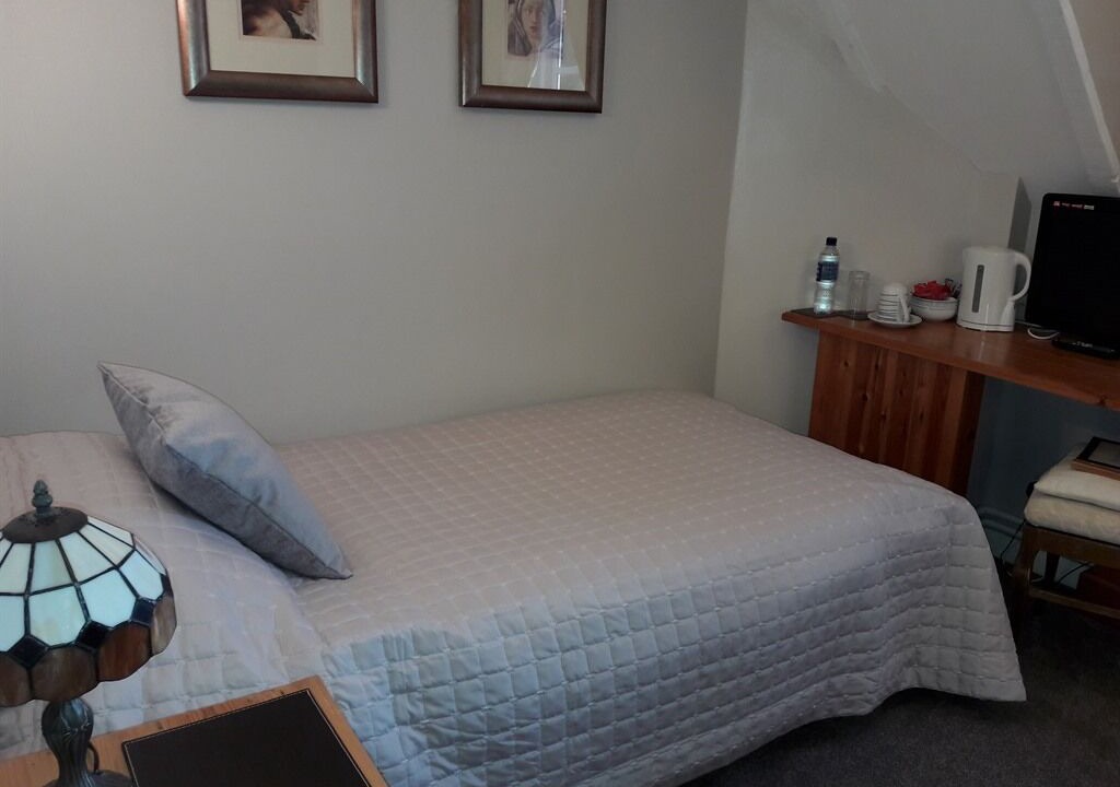 Photo of Bedroom in Thornham Magna