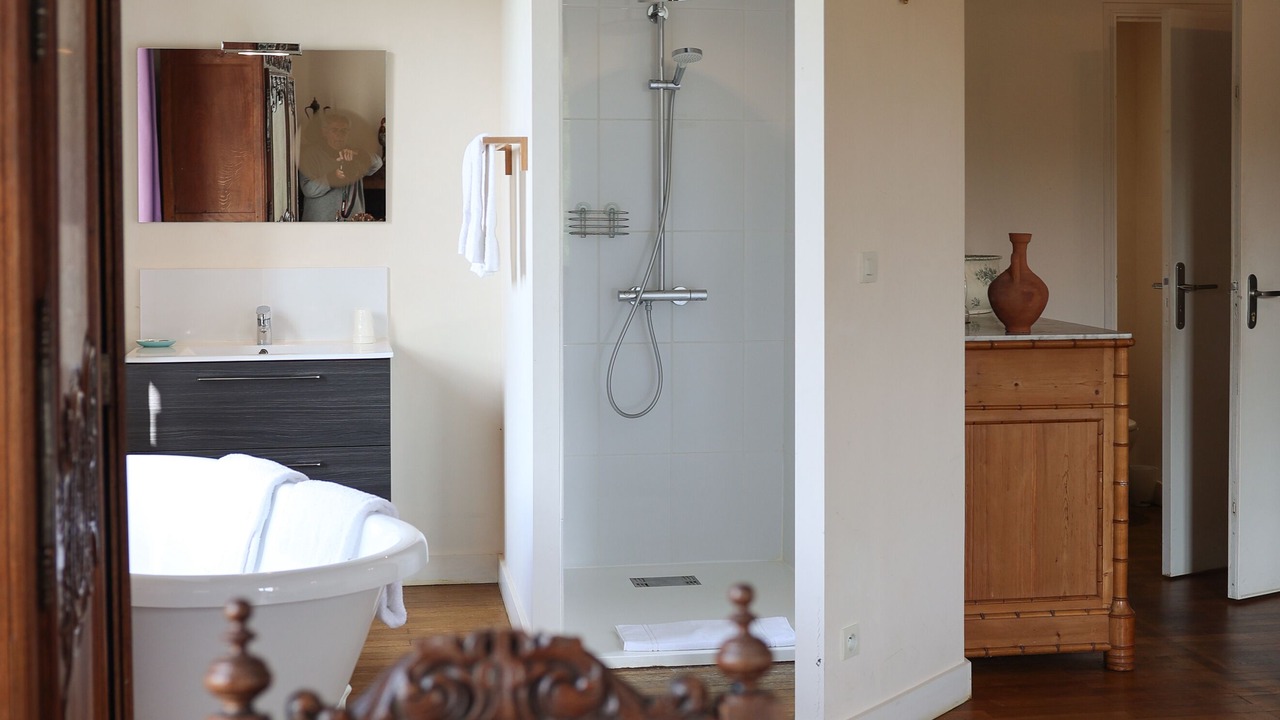 Photo of Bathroom in Chemille-sur-Indrois