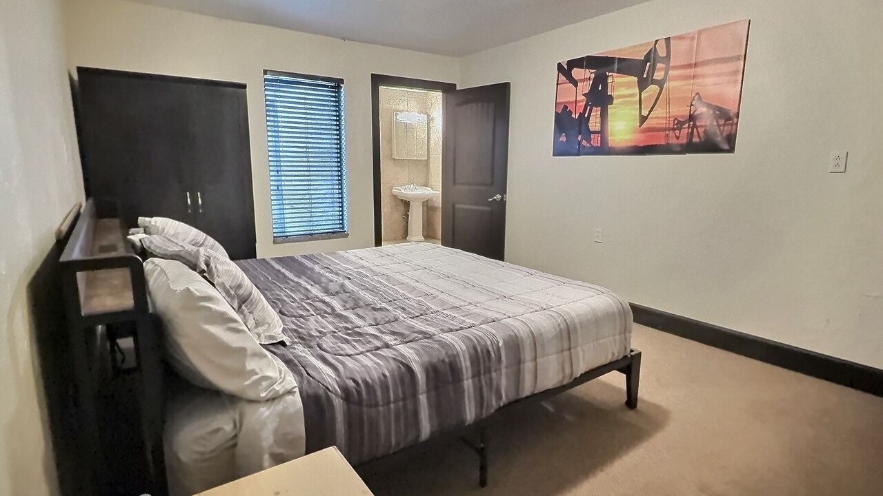Photo of Bedroom in Cushing