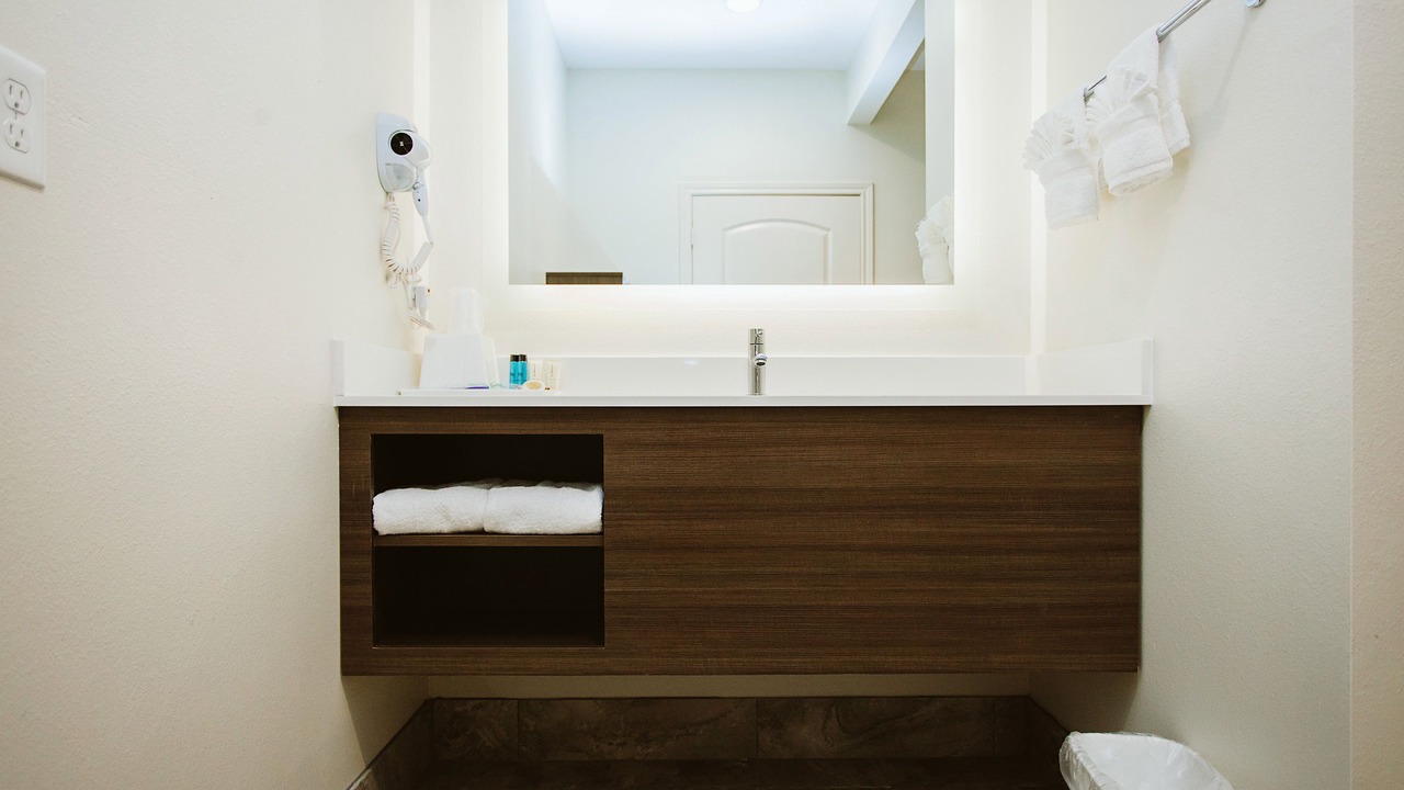 Photo of Bathroom in Clodine