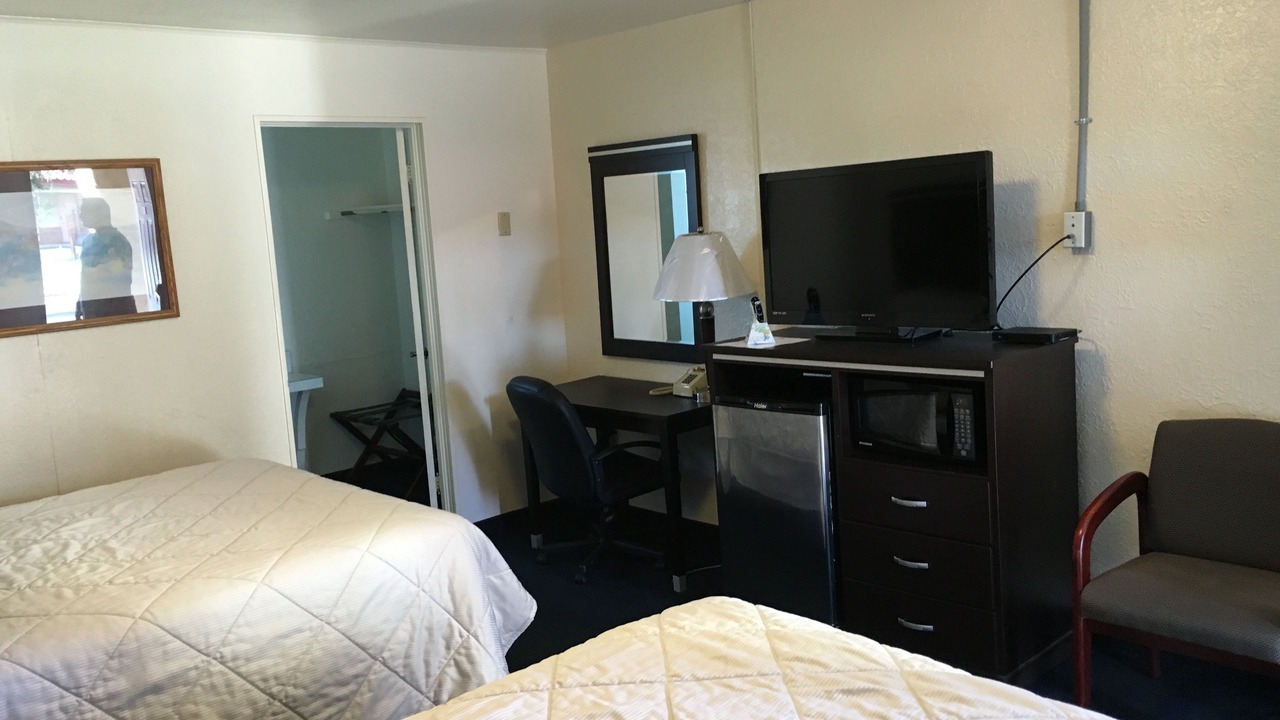 Photo of Bedroom in Roswell