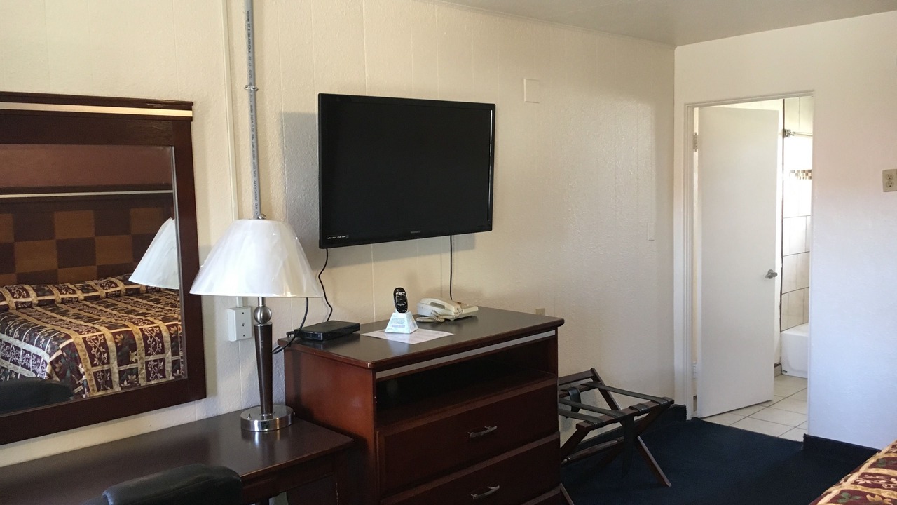 Photo of Bedroom in Roswell