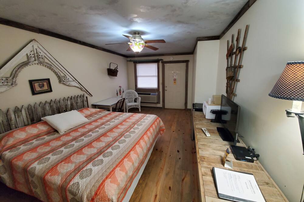 Photo of Bedroom in Jamesport