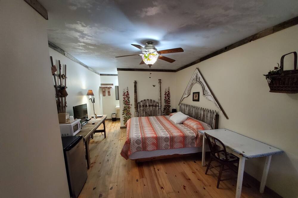 Photo of Bedroom in Jamesport