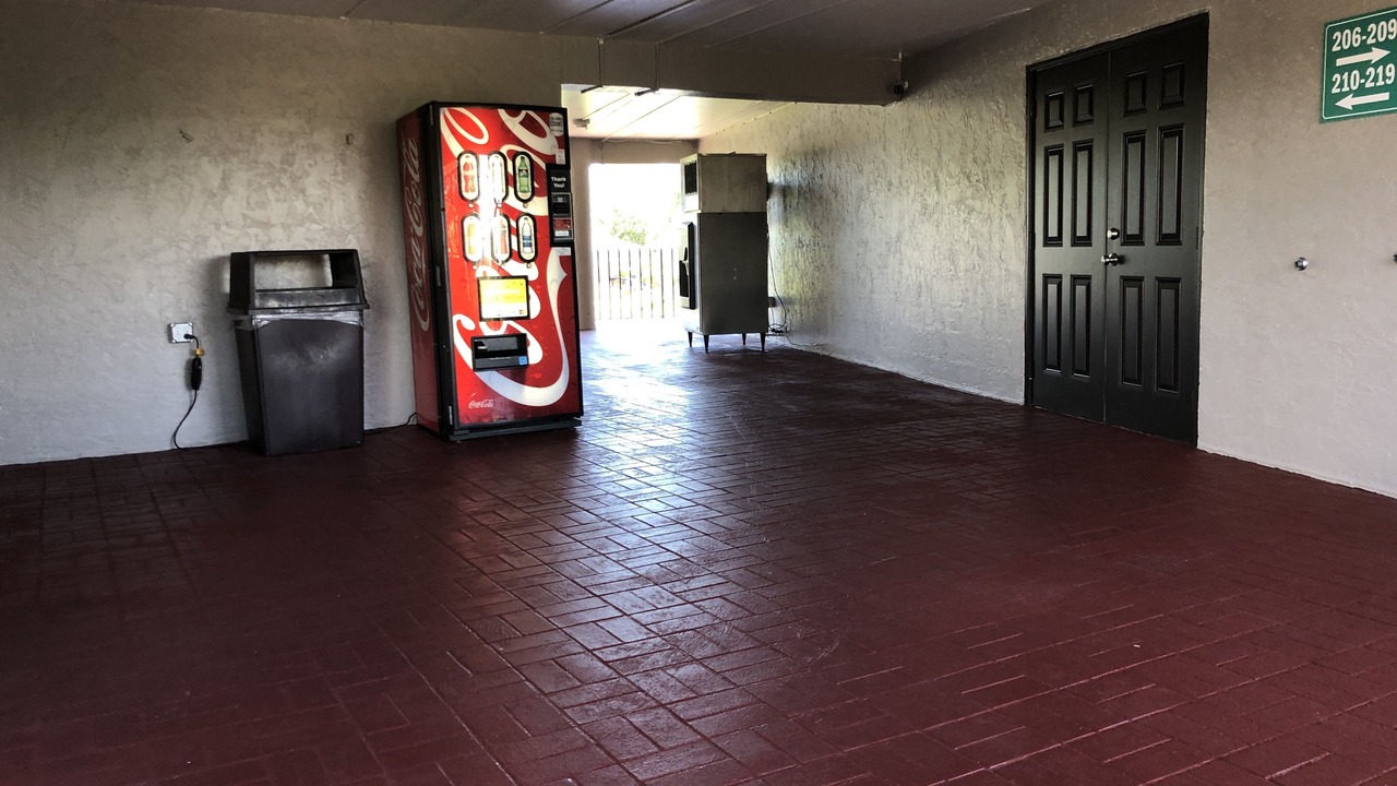 Photo of Outdoor in Englewood South