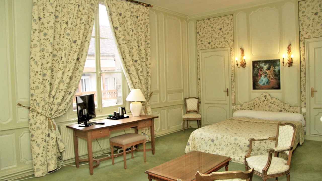 Photo of Bedroom in Villers-Cotterets