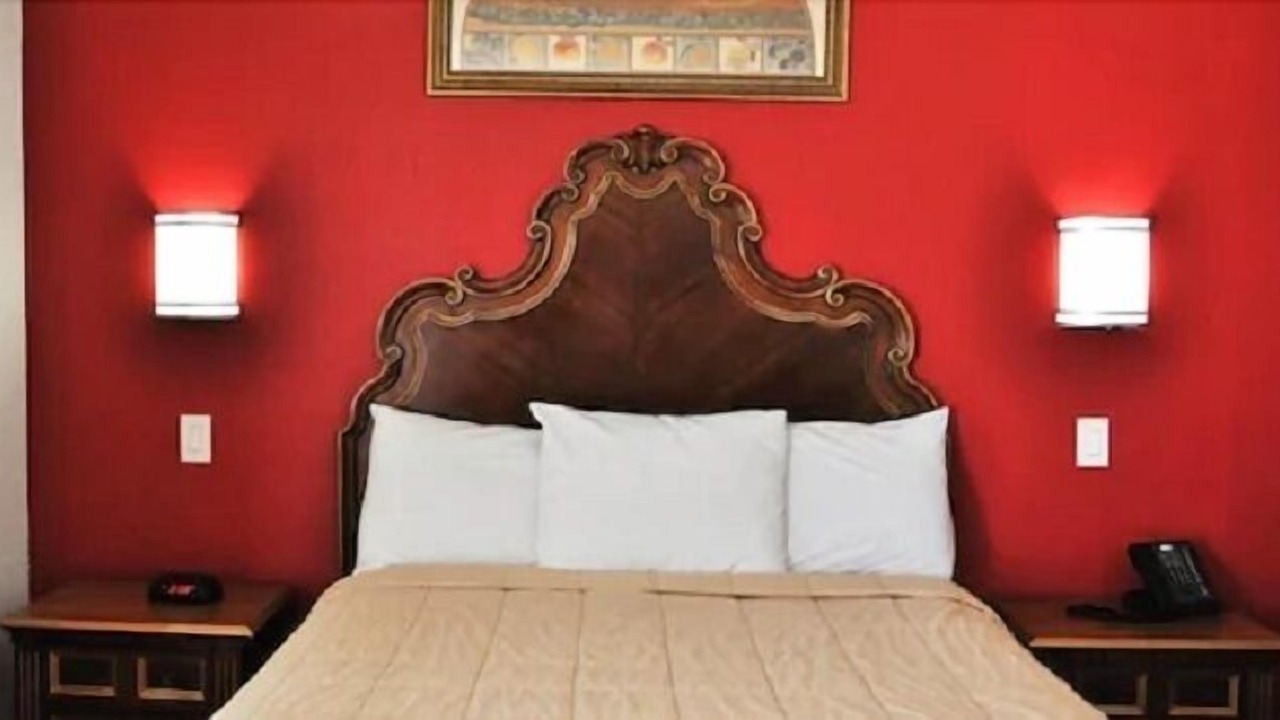 Photo of Bedroom in Ridgecrest