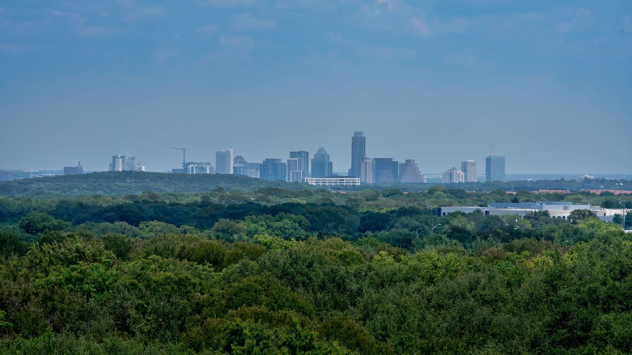 Photo of Outdoor in East Oak Hill