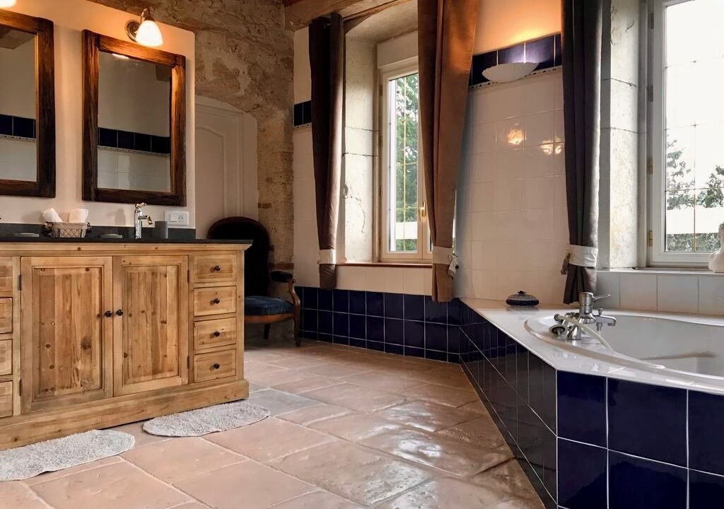 Photo of Bathroom in Les Avenieres
