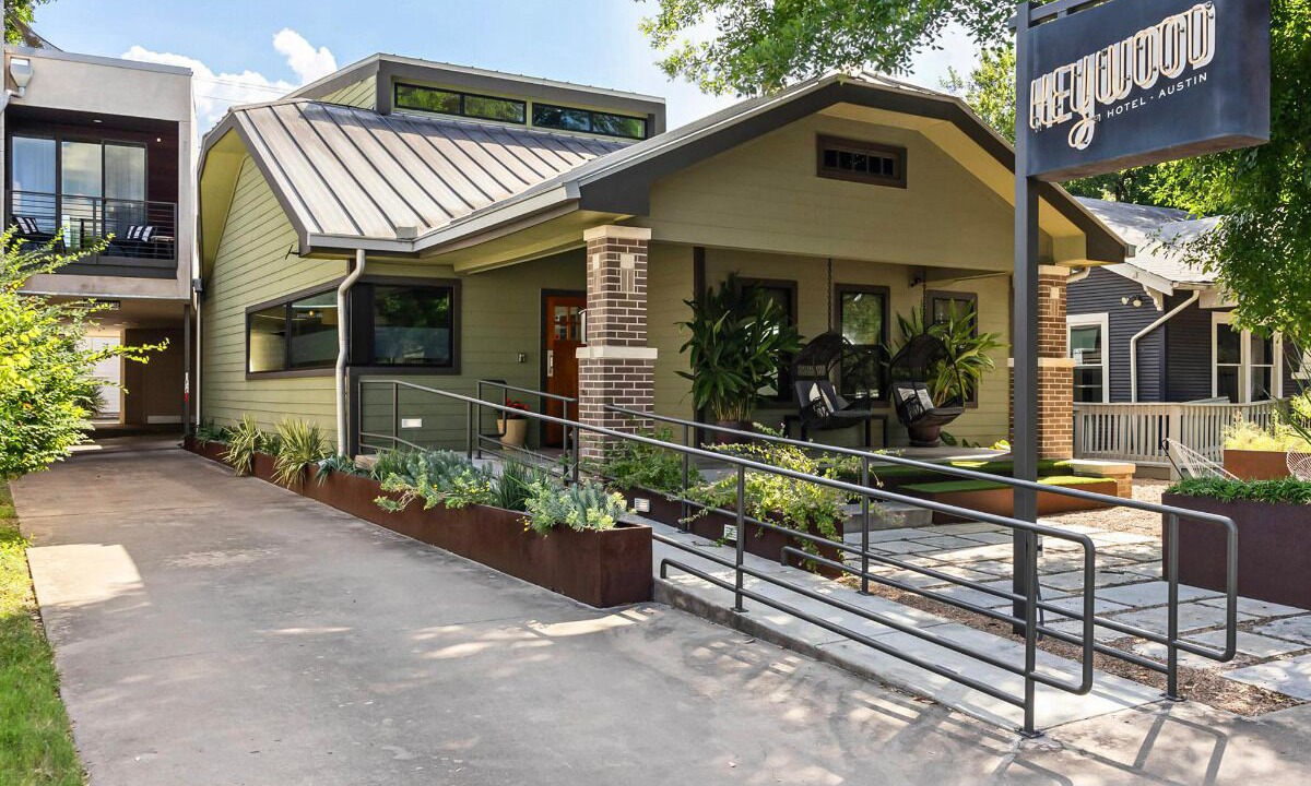 Photo of Outdoor in East Cesar Chavez