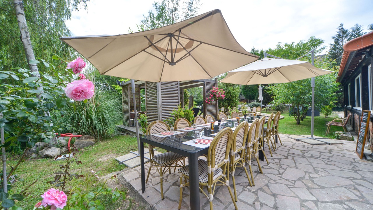 Photo of Others in Mereau