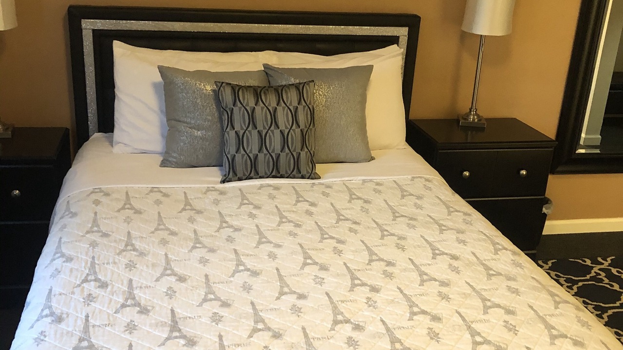 Photo of Bedroom in Myrtle Creek