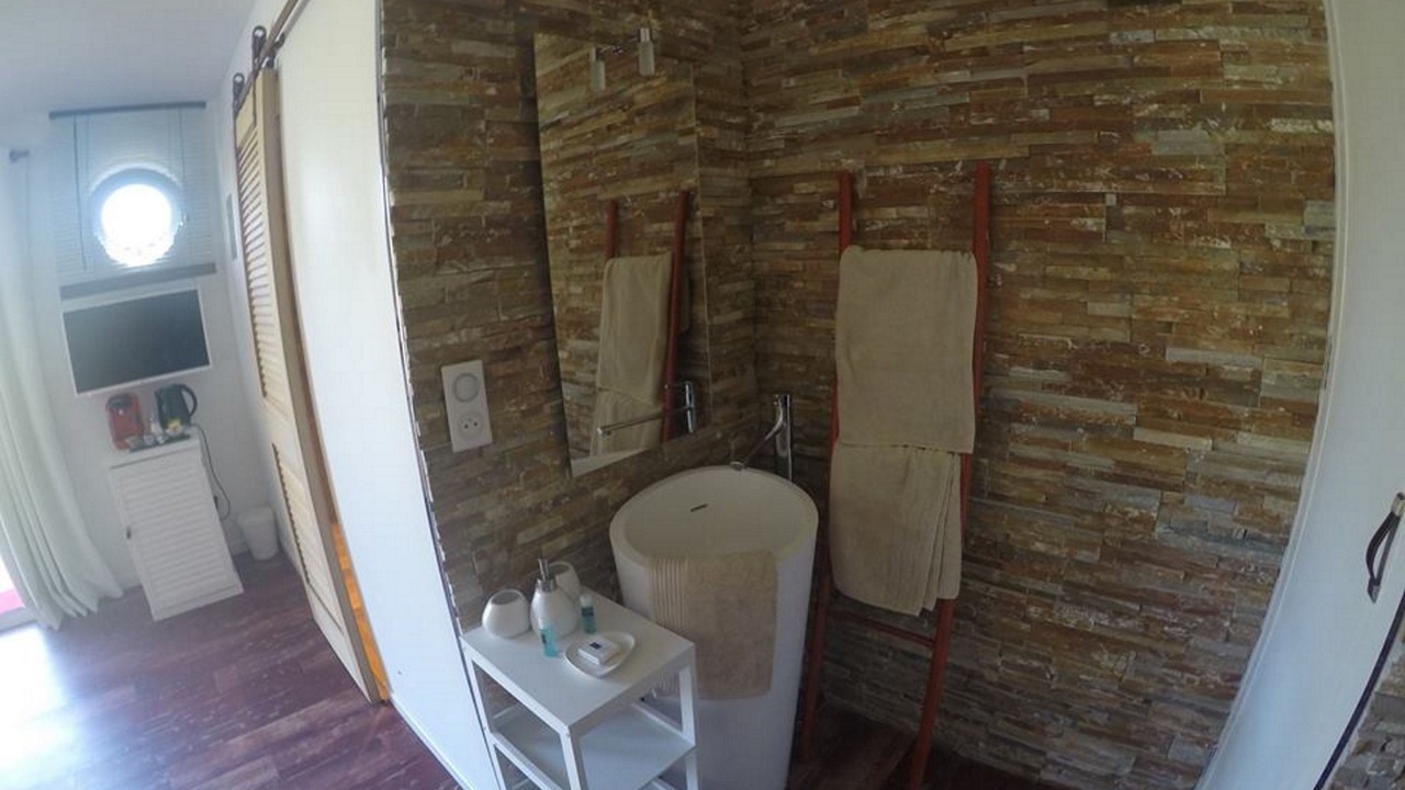 Photo of Bathroom in Gujan-Mestras