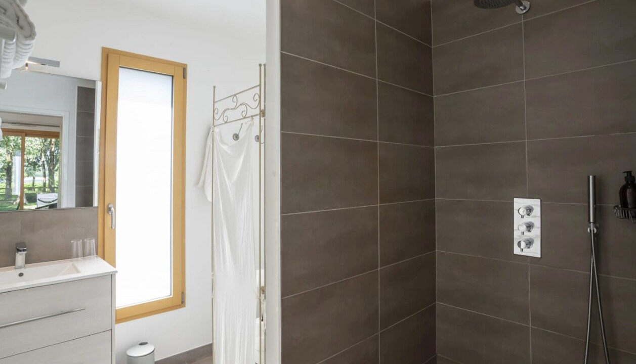Photo of Bathroom in Saint-Molf