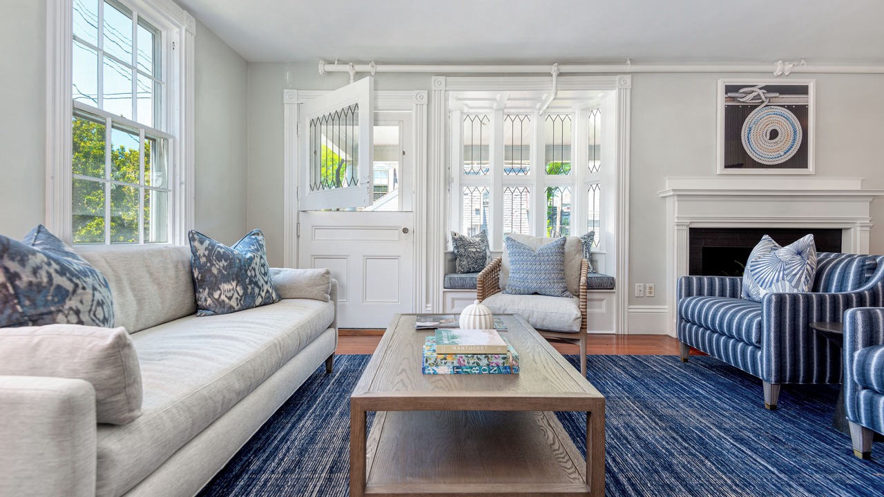 Photo of Livingroom in Nantucket Town