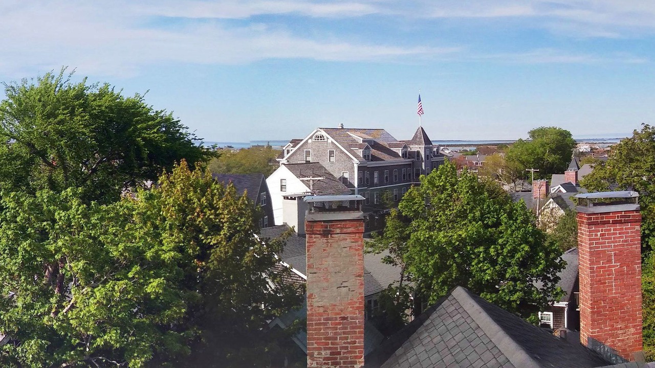 Photo of Others in Nantucket Town