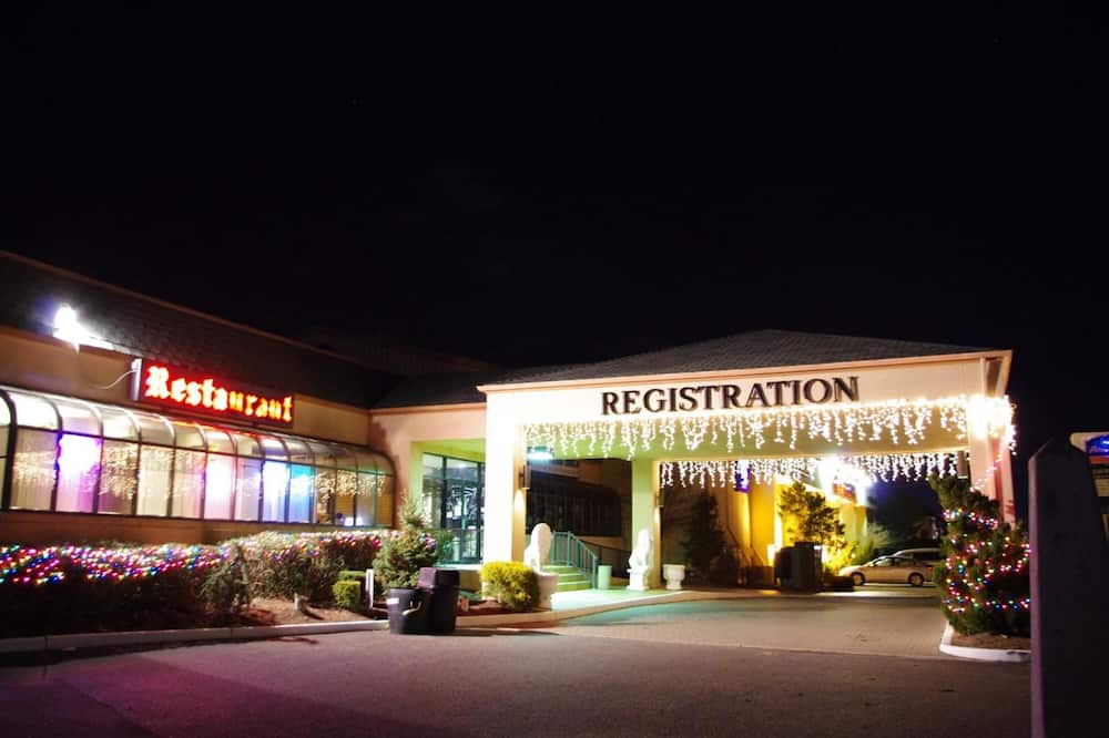 Photo of Outdoor in Pleasantville