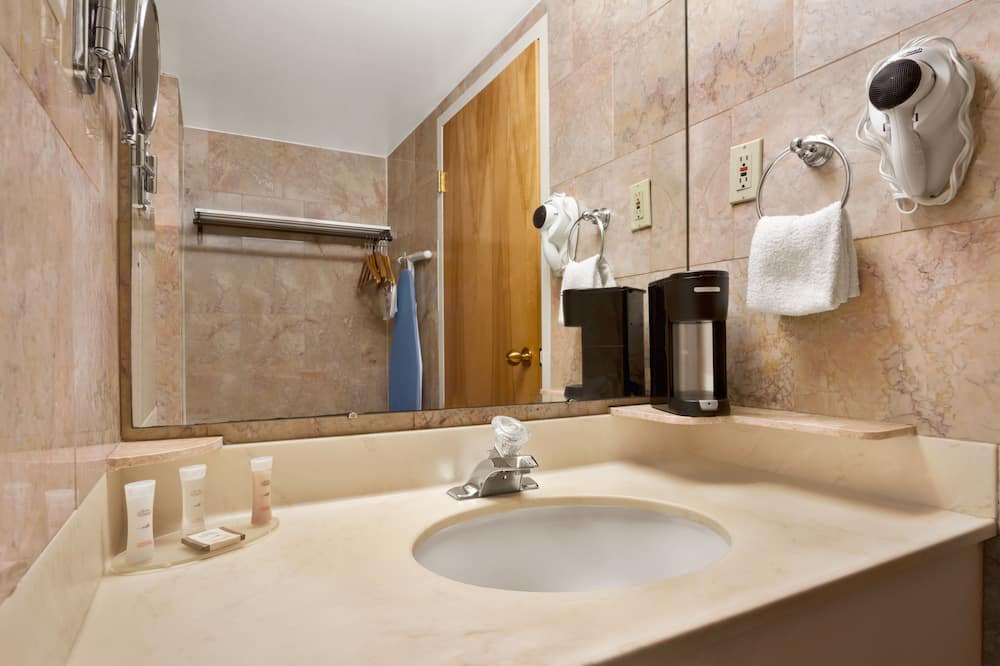 Photo of Bathroom in Pleasantville