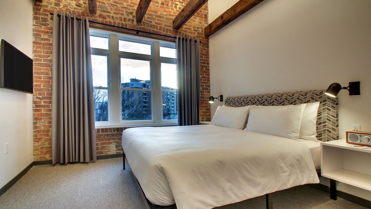 Photo of Bedroom in Foggy Bottom