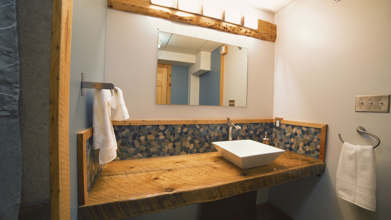 Photo of Bathroom in Alyeska
